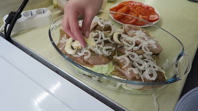 Такое ВЫ ЕЩЕ НЕ ЕЛИ! Это ОЧЕНЬ ВКУСНО / это МЯСО ПО-ФРАНЦУЗСКИ МОЖНО ВСЕМ / Vika Siberia LifeVlog смотреть онлайн
