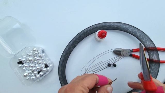 Создаем колье из сетки с жемчугом как у Ольги Свибловой. DIY Necklace made of mesh and pearls смотреть онлайн