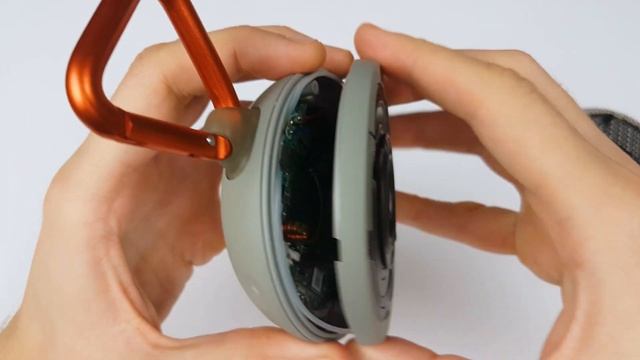 LOOK INSIDE: JBL Clip 2 - Teardown/Disassembly смотреть онлайн