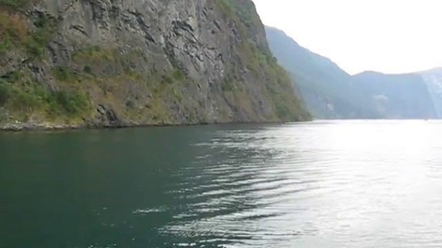Аурландсфьорд /из Флома мимо Аурланда в Гудванген/ смотреть онлайн