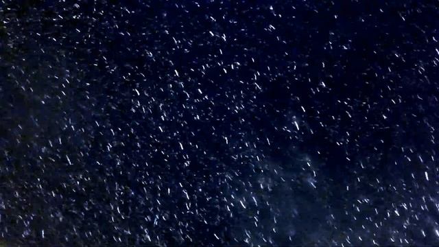 Футаж Метель. Очень Красивое Видео Метель Кружится в Лучах Света. Метель Кружится Футаж Видео Метел смотреть онлайн
