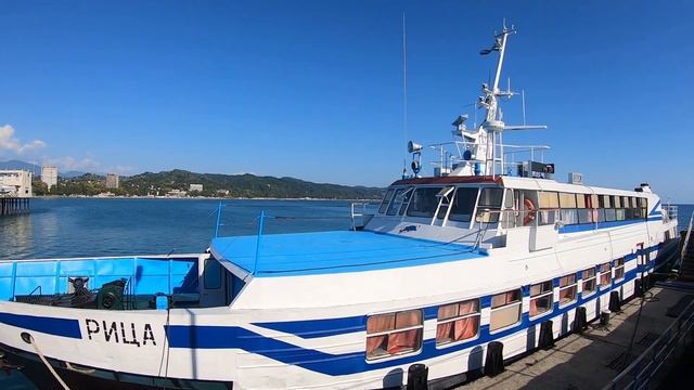 Абхазия 2020. Прогулка по Сухуму. смотреть онлайн