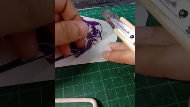 Cara Mencabut Cutting Sticker Oracal Dengan Potongan Detail Gambar Kepala EVA Unit 01 смотреть онлайн