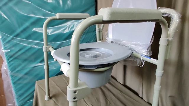 Кресло туалет с санитарным оснащением складной конструкции смотреть онлайн