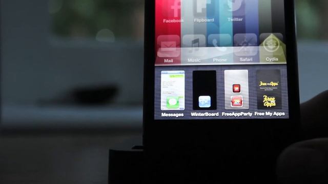 Best Free Cydia Tweak #11: Amazing Multitasking Gestures with Auxo! (HD) смотреть онлайн