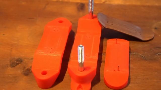 New Fingerboard Presses and FREE Customizable Shaper Files! смотреть онлайн