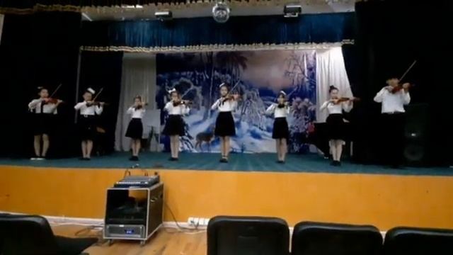 Ансамбль скрипачей "Лебедь" смотреть онлайн