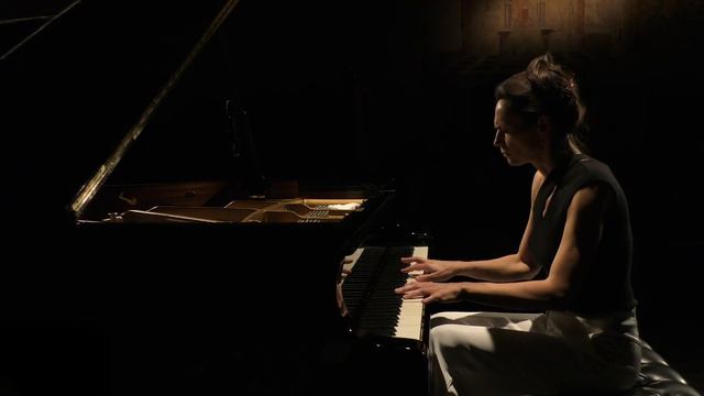 Dalia Lazar performs Frédéric Chopin's Mazurka Op. 17, Nr. 2 смотреть онлайн