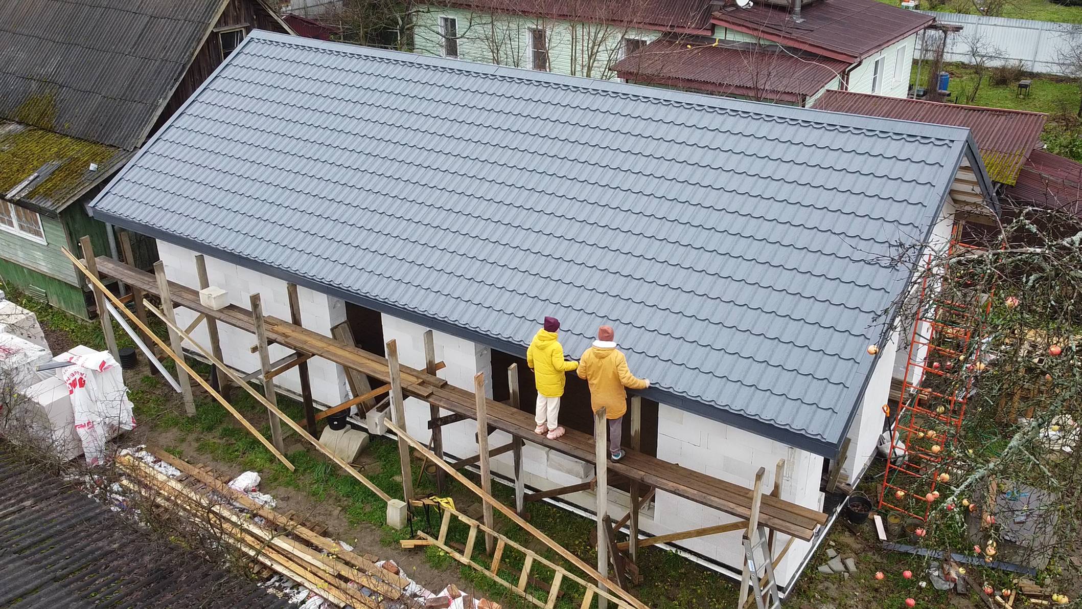 Монтаж металлочерепицы своими руками смотреть онлайн