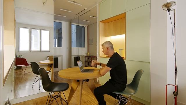 NEVER TOO SMALL: Prada Green Spanish Journalist’s Apartment, Madrid 46sqm/495sqm смотреть онлайн