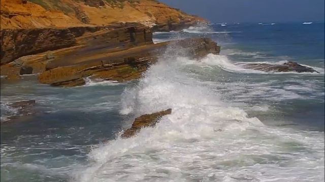 Ennio Morricone 'Mille Echi' музыка из кинофильма "Спрут" смотреть онлайн