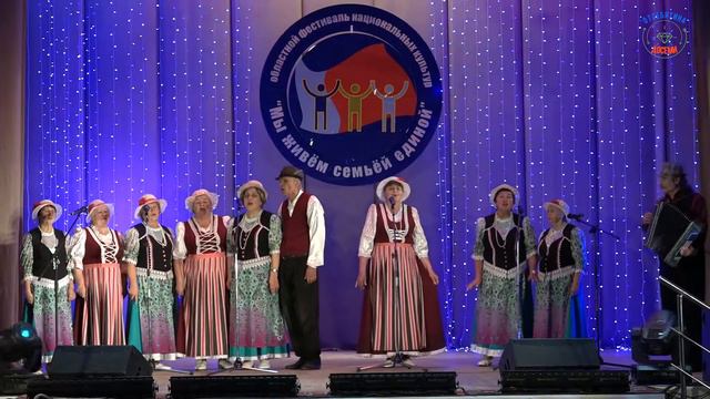 Старинная немецкая песня "В кругу друзей"... 18-09-28н смотреть онлайн