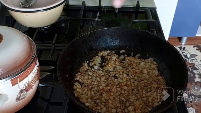 Перловка с овощами и котлетами.