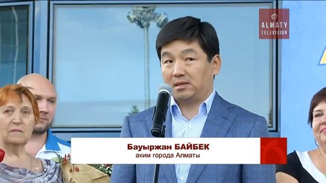 Олимпийский чемпион по плаванию Дмитрий Баландин вернулся в Алматы! смотреть онлайн