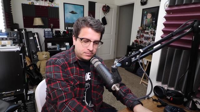 Rode Procaster Broadcast Dynamic Mic Review / Test смотреть онлайн