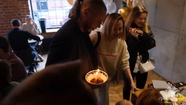 Предложение руки и сердца в Питере с розыгрышами в течении дня! © Простые Радости смотреть онлайн