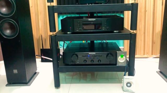 Panasonic RQ-CW01, Marantz PM6006, Dali Oberon 5 (Spoon - Sepenuh Hati) смотреть онлайн