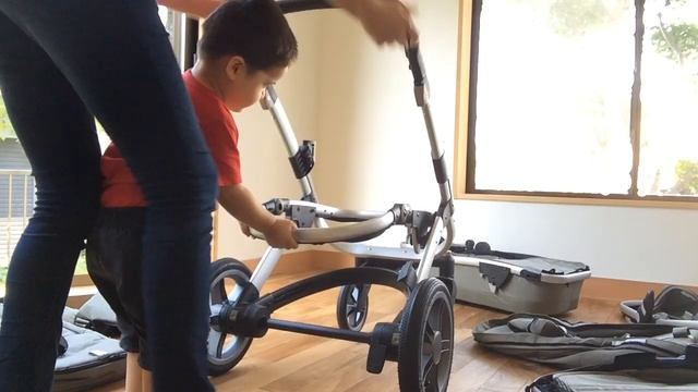Joolz Geo double stroller demonstration - how to set up смотреть онлайн