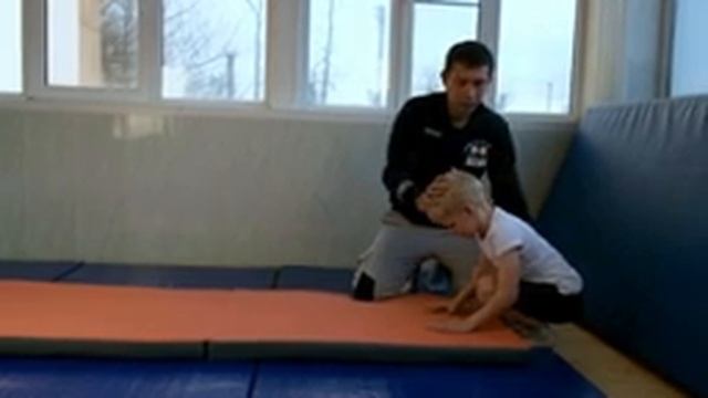 Изучаем кувырок смотреть онлайн