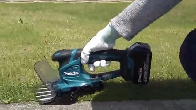 Cordless Grass Shear - DUM604 смотреть онлайн