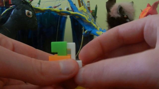 How to Solve a Keychain Puzzle Cube смотреть онлайн