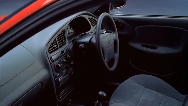 2000 DAEWOO LANOS Hatchback (Chevrolet Lanos): Iklan TV Commercial Ad TVC CF - United Kingdom смотреть онлайн