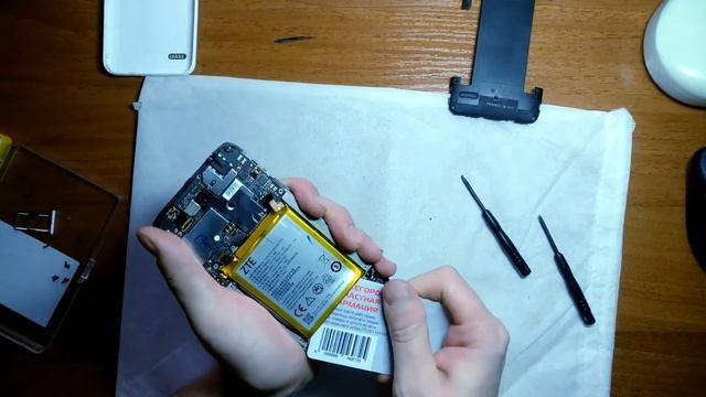 Замена дисплея ZTE Blade A1 смотреть онлайн