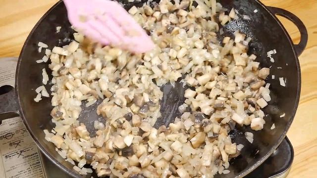 Картофельный РУЛЕТ с курицей и грибами смотреть онлайн