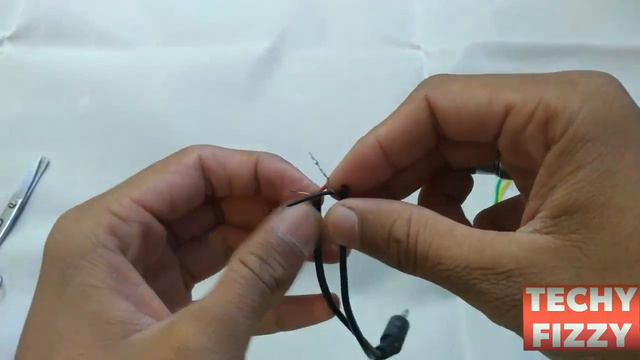 Convert Speaker Wires To AUX 3.5 mm jack|Speaker Wires To Aux|Techy Fizzy смотреть онлайн