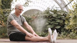 Неумывакин: ЗАПОМНИТЕ! ОДНО ДВИЖЕНИЕ и Ваш кишечник, как НОВЫЙ и будет работать как часы.