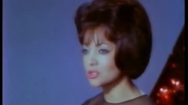 Acércate más Сара Монтьель (к-фНочи Касабланки) xvid смотреть онлайн