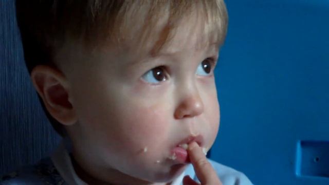 Вовка кушает банан смотреть онлайн