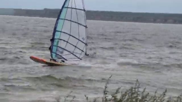 Виндсерфинг - доска DUCKLING на чепе смотреть онлайн