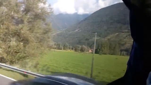 Day trip to St Moritz; En-route to the Alps смотреть онлайн