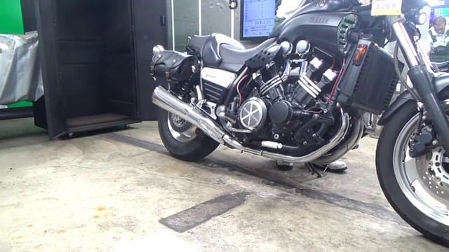 Yamaha V-Max 1200 (nmb11477) смотреть онлайн