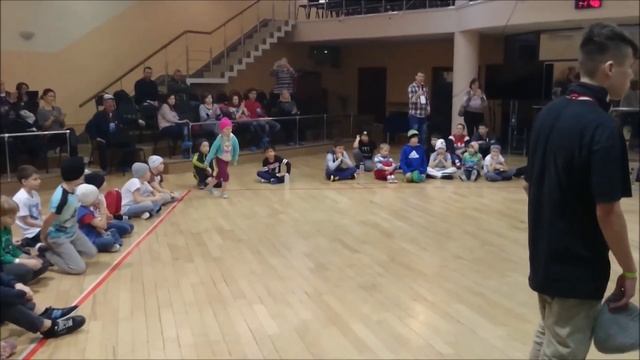 Полина Симонова/ первый в батл/ 5 лет смотреть онлайн