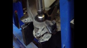 Замена Передних Ступичных Подшипников на Рено Сценик2/Рено Меган2