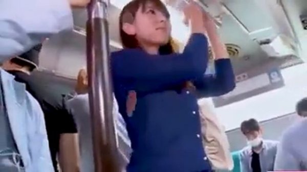 Wik Wik Di Dalam Bus