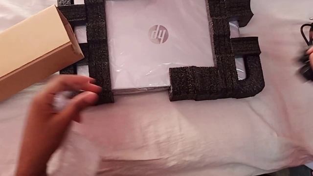 Hp Core i3 11th Gen 15s-FR2006TU Laptop | One Of The Best ?? | Unboxing & Review [Telugu] смотреть онлайн