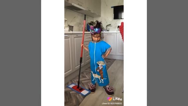 Непослушная дочь! Обзвонила. Когда поздно пришла. Мама ругает дочь смотреть онлайн