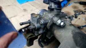 Подсос воздуха  дросселя, редкий случай Toyota