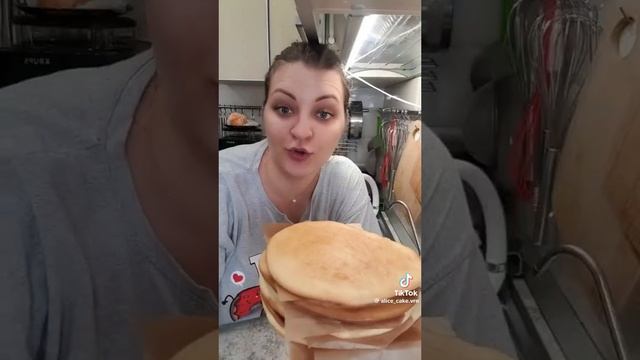 тортик молочьная девочька смотреть онлайн