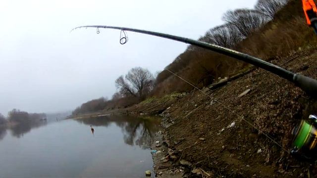 Зимний СПИННИНГ на Москва реке 2019-2020. смотреть онлайн