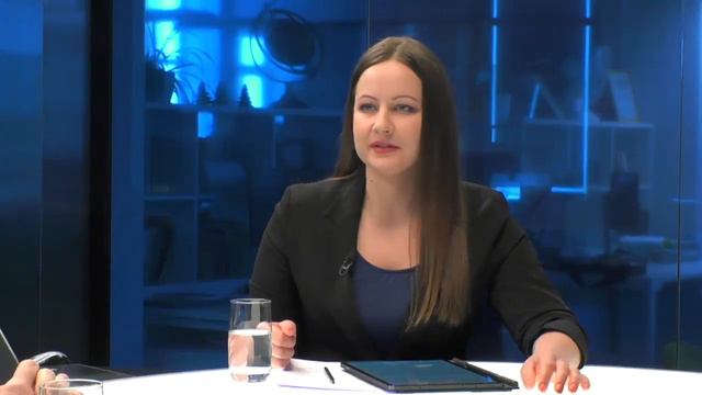 Zatlers par Putinu: “Piedodiet, bet viņš ies līdz galam, nevajag gaidīt, kad viņš atkpāsies” смотреть онлайн