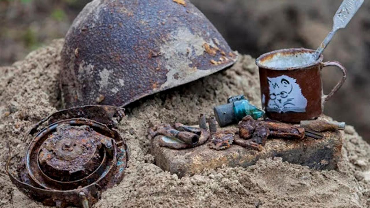 МЯСНОЙ БОР - С.Тимофеев. /А мы идем, где прежде шли бои./ смотреть онлайн