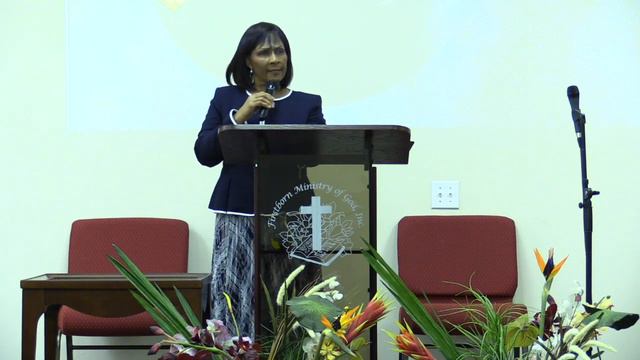 Keep Your Feet on the Ground! - Pastor Sylvia Vickers смотреть онлайн