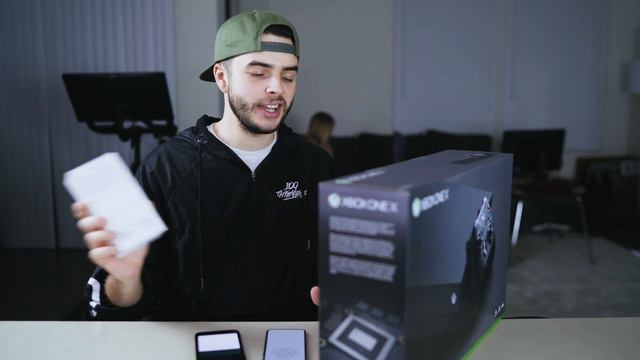 Unboxing the iPhone X with iJustine + Call of Duty:WW2 LAN Party! смотреть онлайн