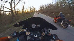 Мотоцикл VS Nissan GTR - Девушка повелась на крутую машину.mp4