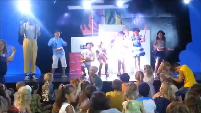 SİMON THE CLOWN -- CLOWN ORCHESTRA смотреть онлайн