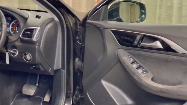 INFINITI Q30 смотреть онлайн
